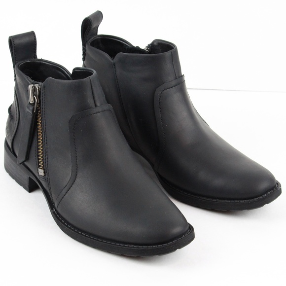 UGG Women's Black Leather Ankle Boot 5M - Picture 1 of 5